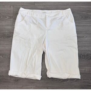 Lane Bryant White‎ Bermuda Shorts Women's Size 14 Cotton Blend Cuffed Casual